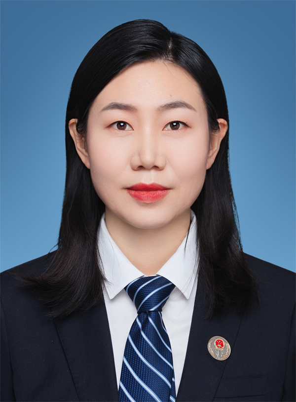 梁婷婷（公證員）