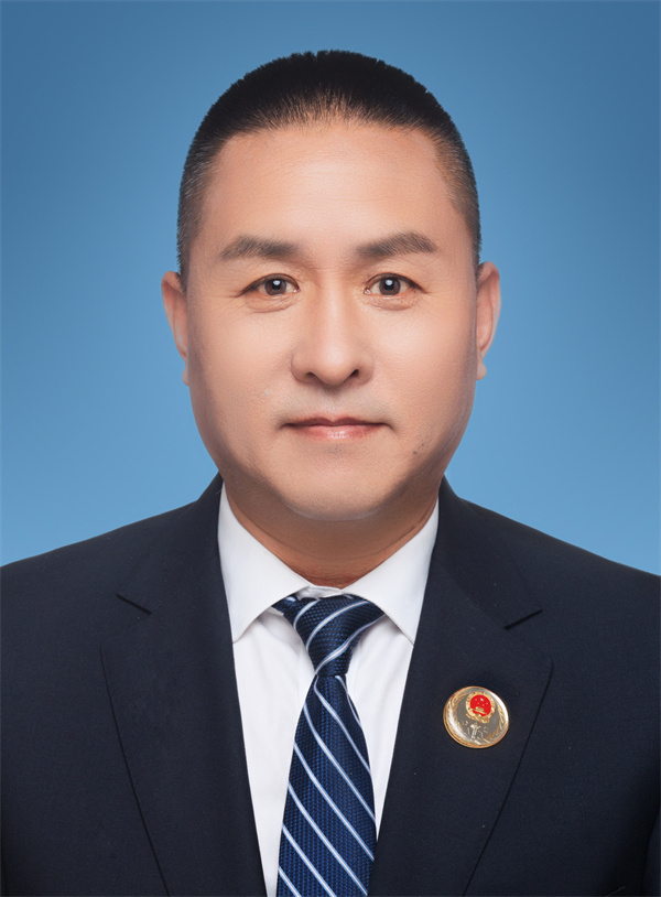 楊建功（業(yè)務(wù)三部部長(zhǎng)）